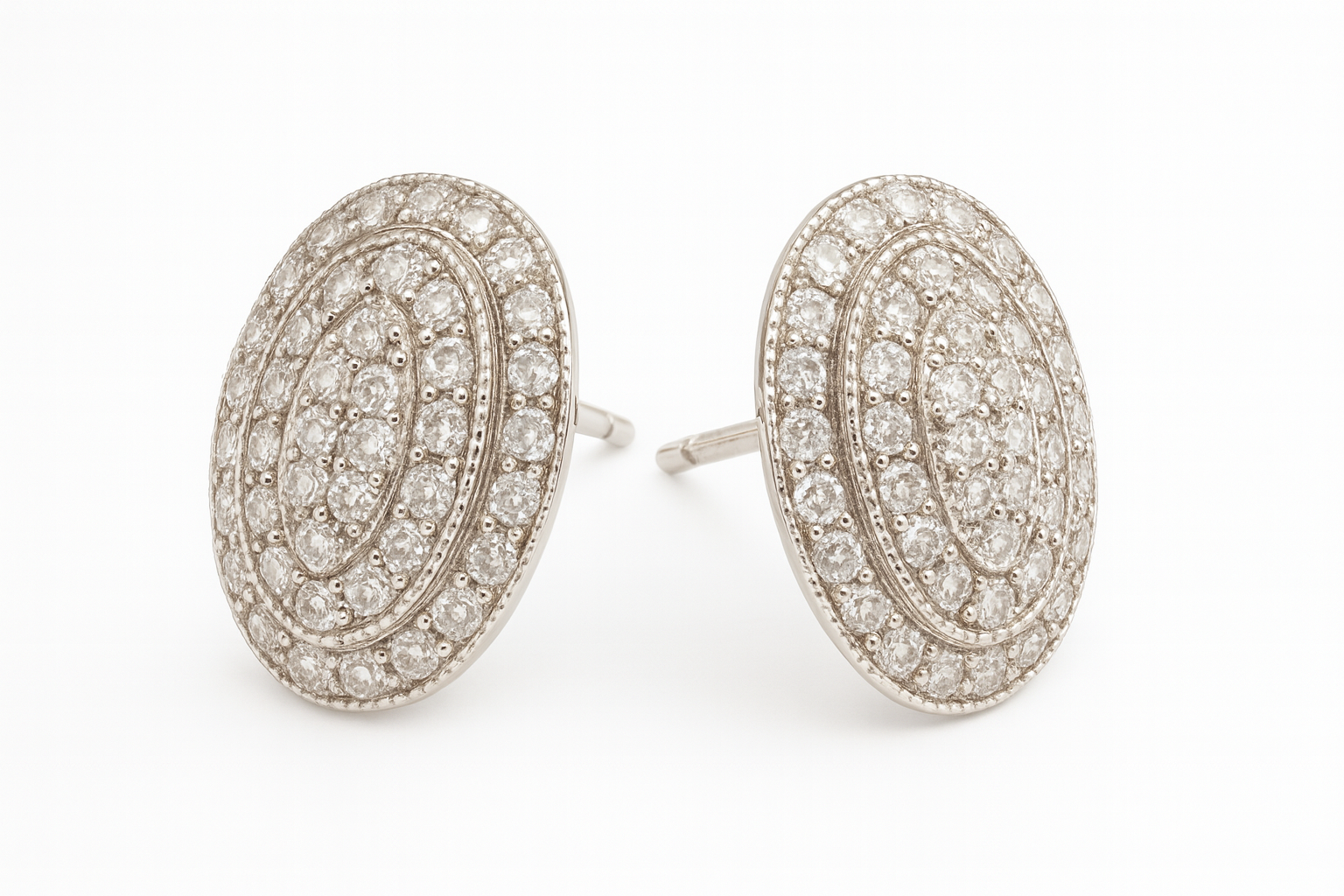 עגילים משובצים יהלומים טבעיים מזהב 14K