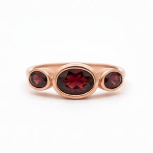 טבעת גרנט טבעיות מזהב 14K